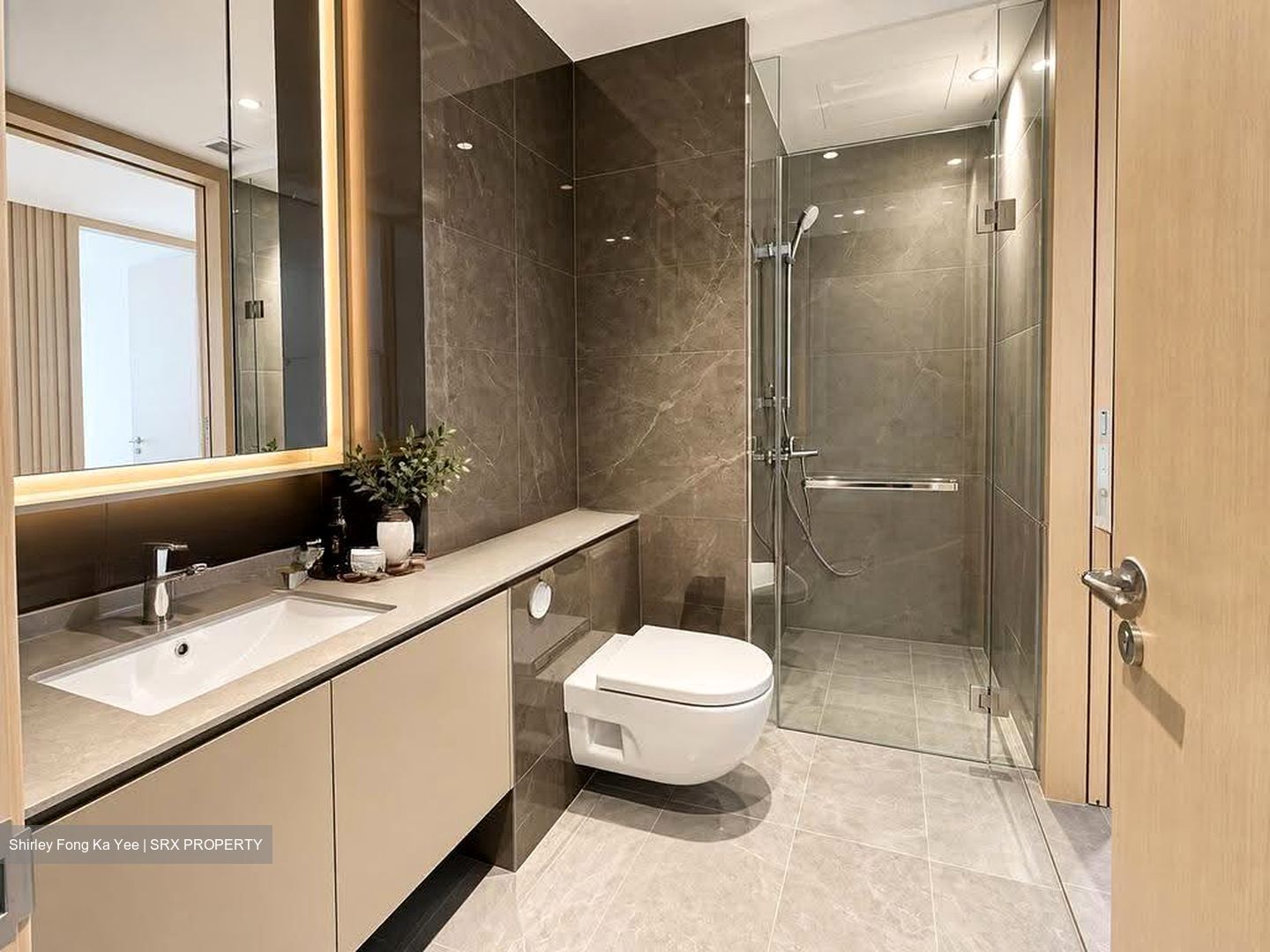 Pinetree Hill (D21), Condominium #614700781